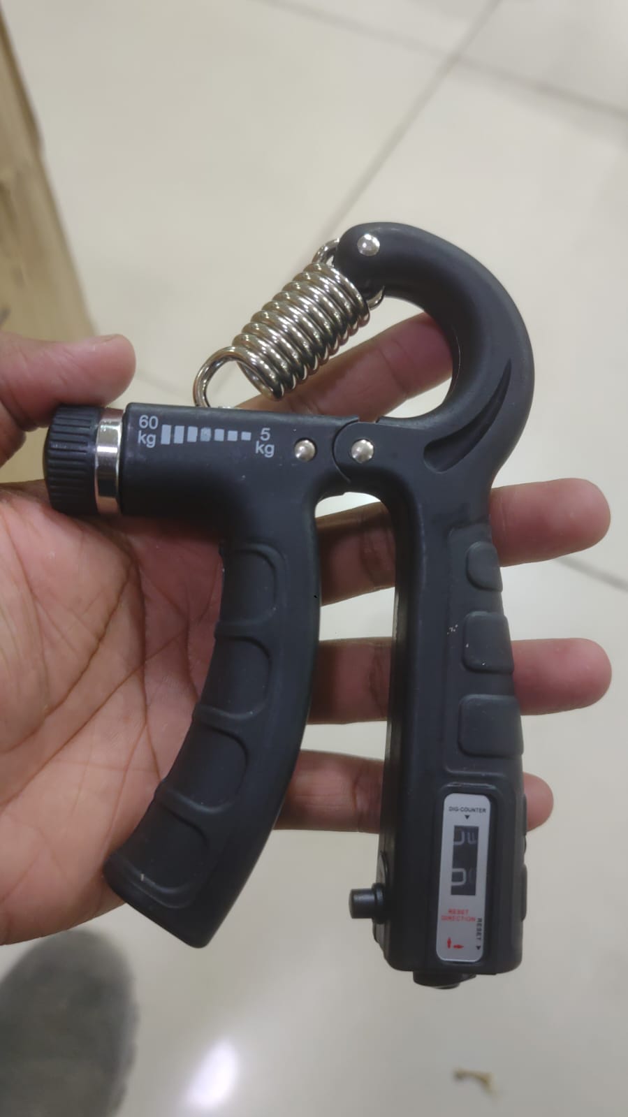 Adjustable Hand Gripper with Counter 5–60KG
