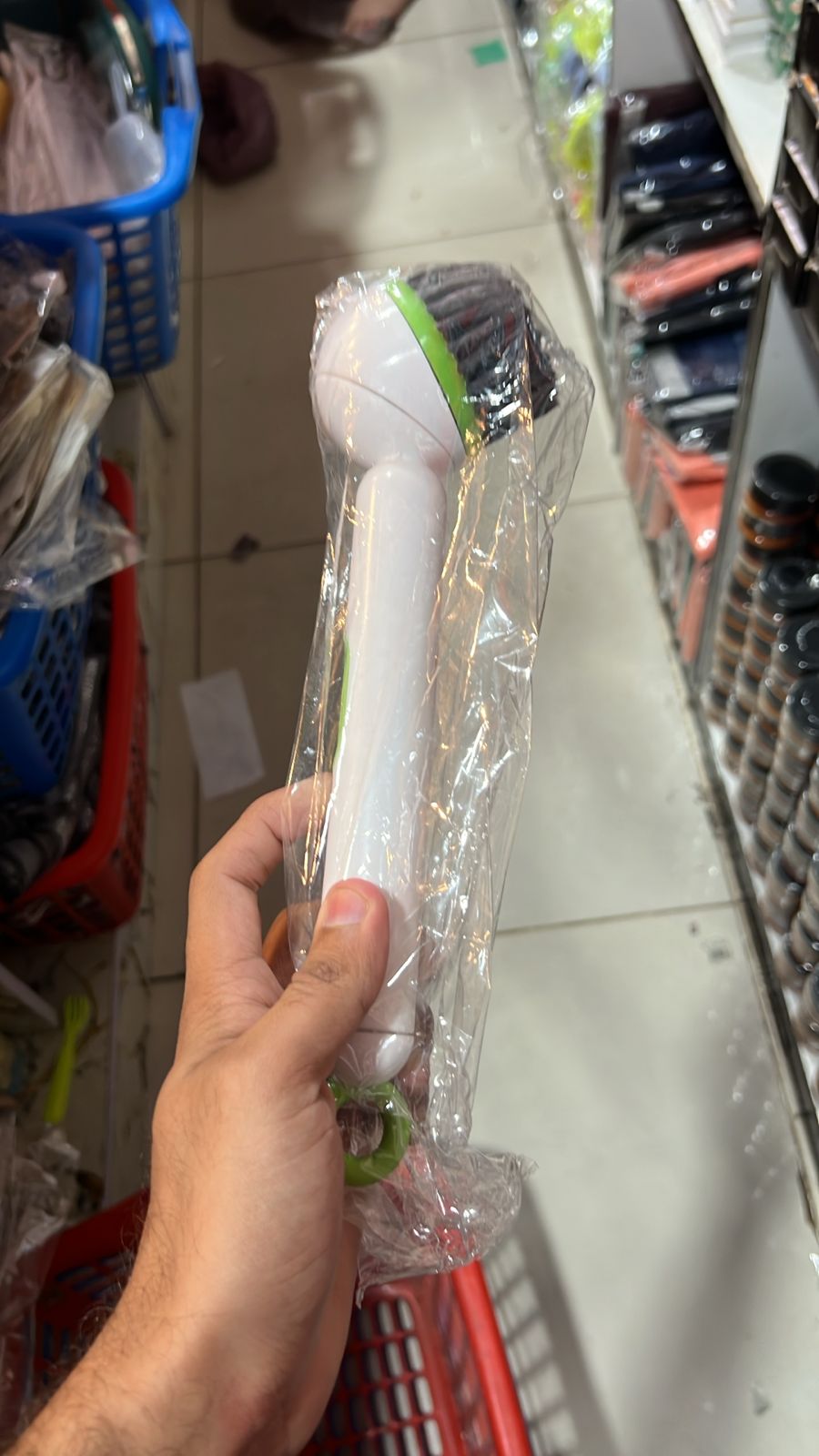 Soap Dispensing Kitchen Cleaning Brush with Refillable Handle