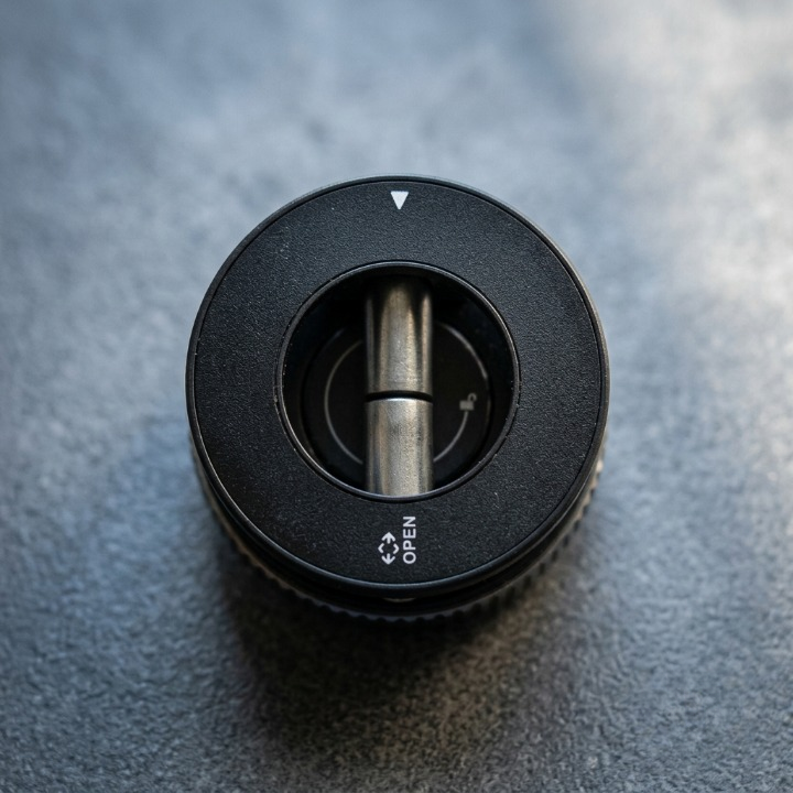 360° Magnetic Car Phone Holder with Vacuum Suction Mount